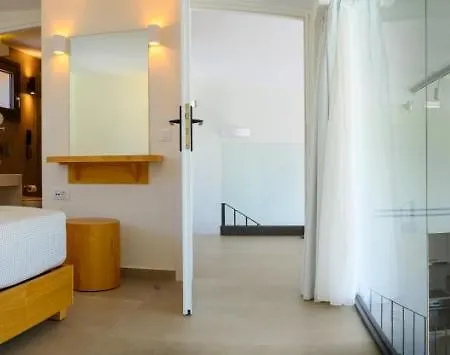 Mirabella Hills Villa