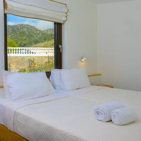 Mirabella Hills Agios Nikolaos
